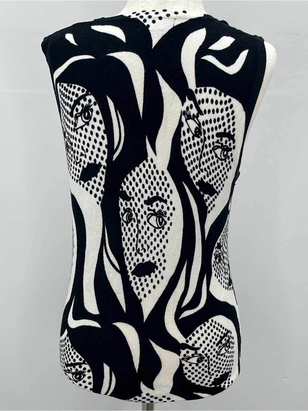 Elizabeth New York Black White Graphic Pop Art Face Print Sleeveless Top Small - Picture 4 of 8